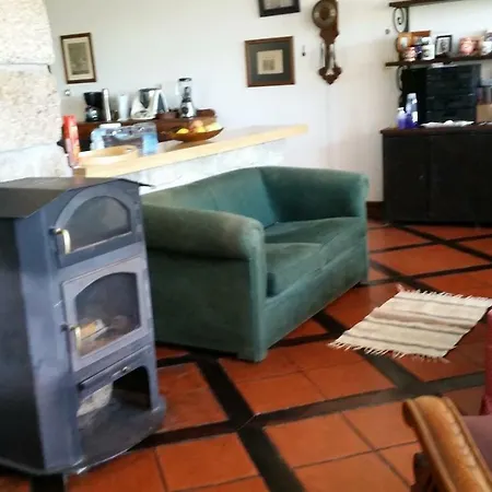 Nossa Casa Na Aldeia Homestay Viseu