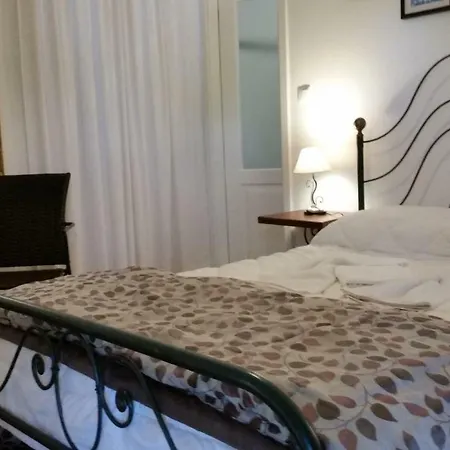 Nossa Casa Na Aldeia Δωμάτια σε οικογενειακή κατοικία *