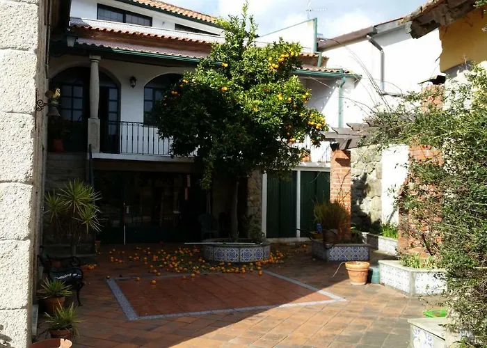 Nossa Casa Na Aldeia Pansiyon Viseu